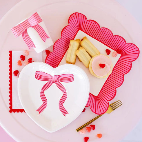Pink Bow Printed Heart Shaped Paper Plates | Package 8