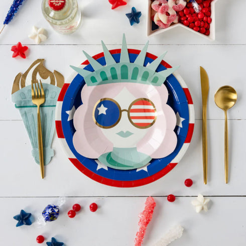 Statue Lady Liberty Flame Paper Party Napkins | Package 18